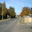 Pohled od Hálovy ulice směrem k křižovatce s Trabantskou ul.