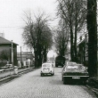 Ulice v r.1985 je�t� z ��st� ka�tanov� aleje