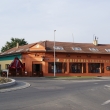 Dnes dům slouží restauraci Periferia Trattoria
