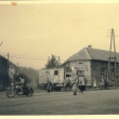 Rusk� arm�da p�ed domem v roce 1945